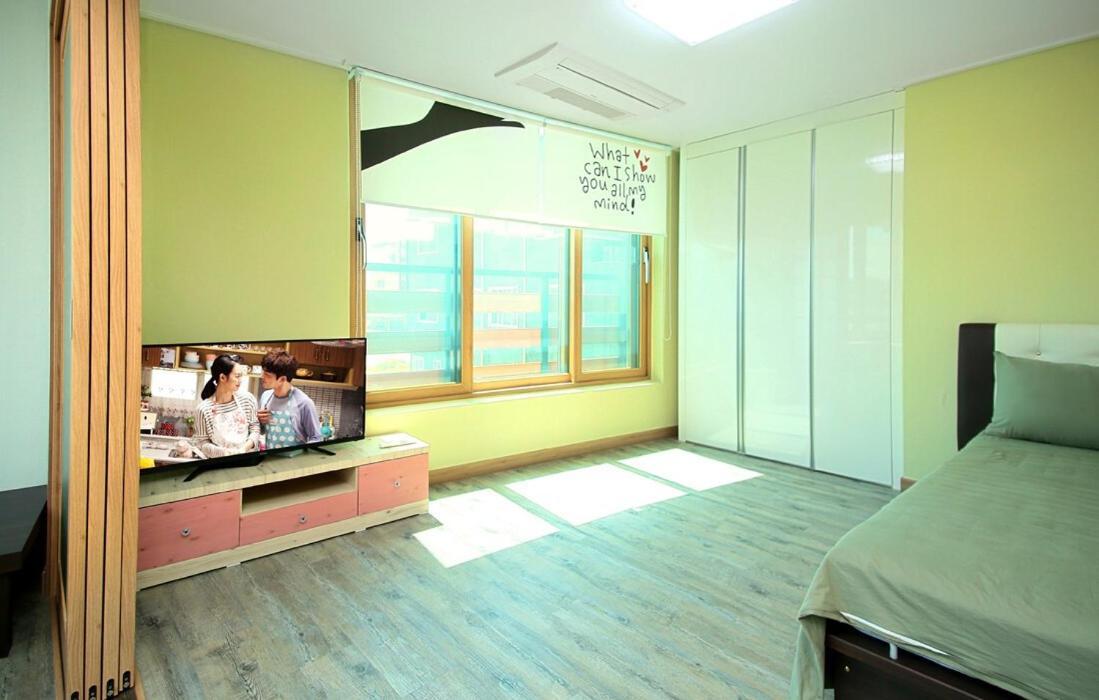 Daecheon Mud Gongju Pension Boryeong Room photo