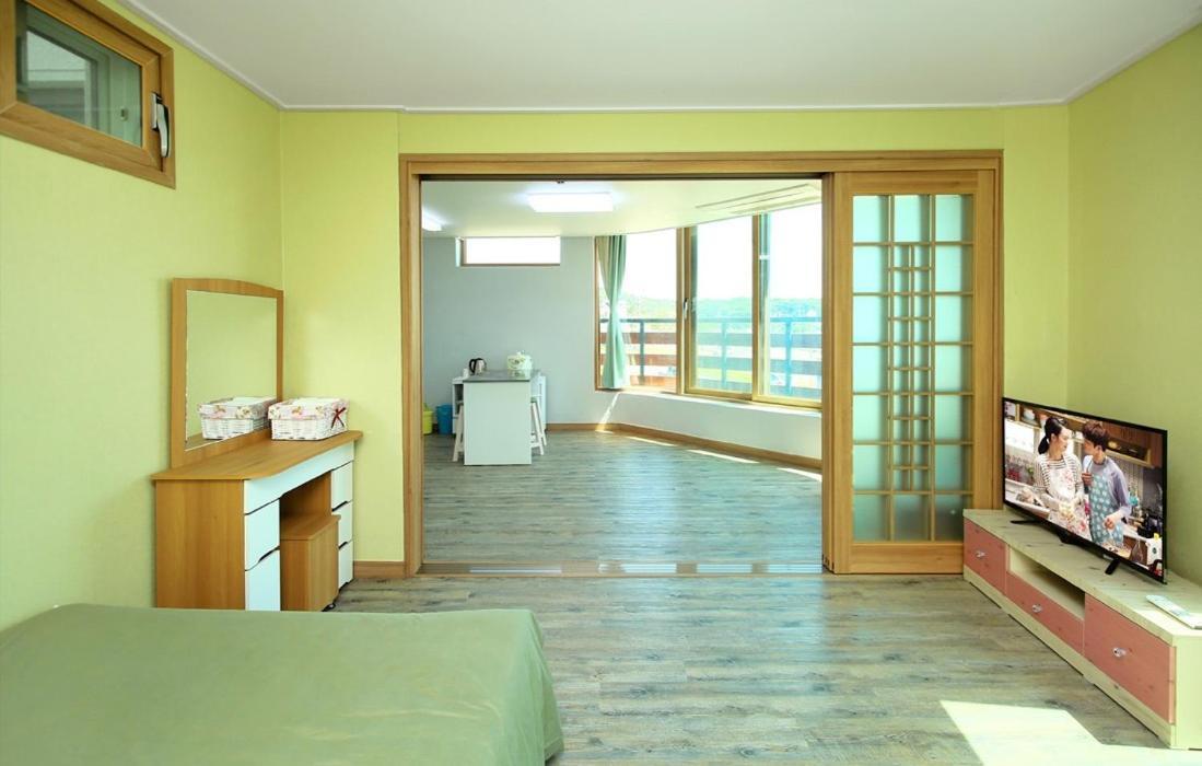 Daecheon Mud Gongju Pension Boryeong Room photo